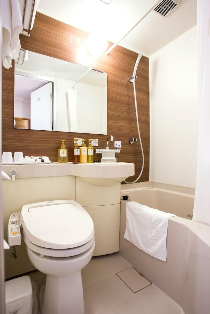 Via Inn Shin Osaka West Ngoại thất bức ảnh